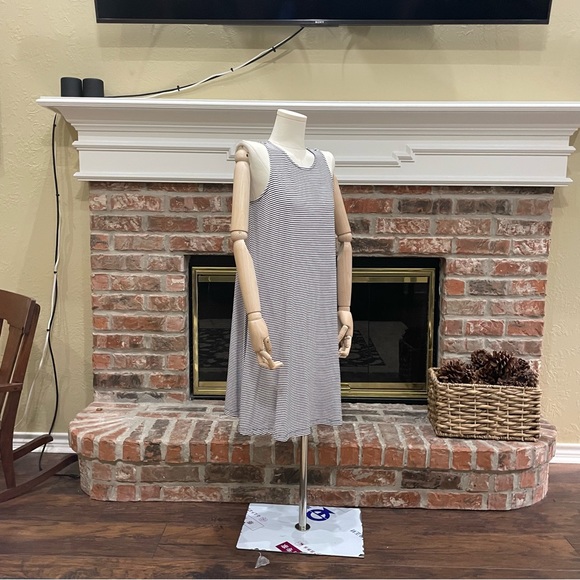 Old Navy black and white pinstriped midi dress / S / NWOT - Picture 7 of 11